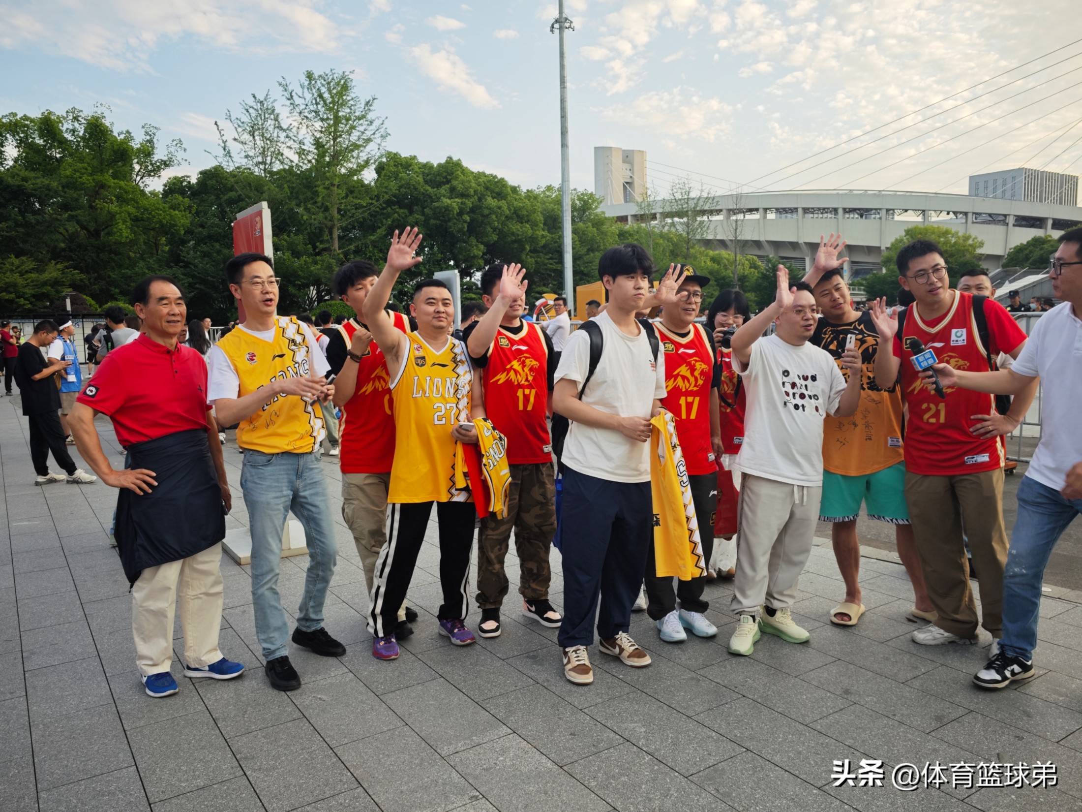 中超赛程吃紧，广厦男篮集结日绝杀压哨，话题不断，医务组通报恢复的简单介绍