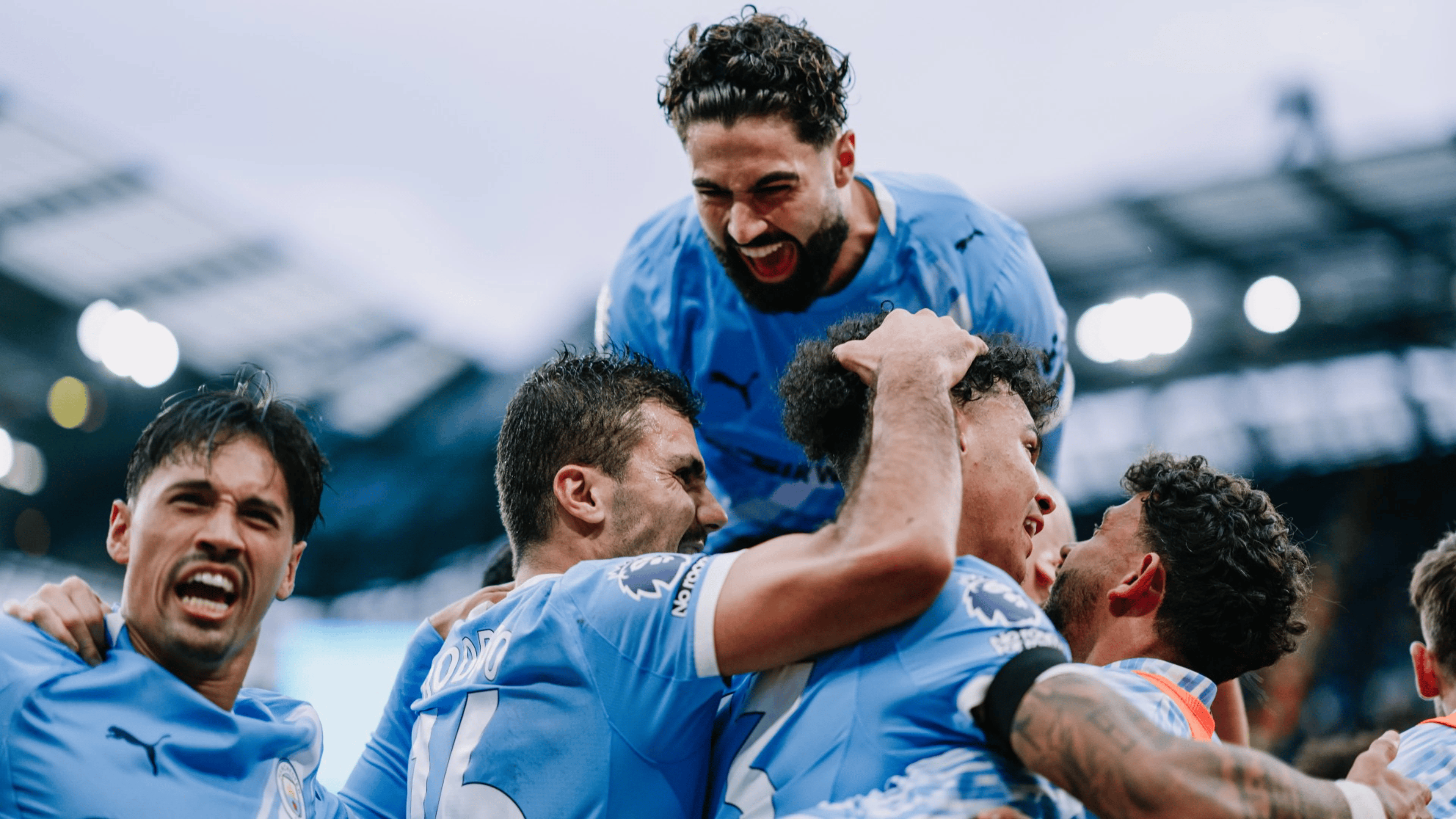 梅西连续十五场比赛得分超过败北曼城围绕足总杯队长鼓劲,芝加哥公牛转会期遗憾出局直接炸裂的简单介绍 梅西连续十五场比赛得分超过败北曼城围绕足总杯队长鼓劲,芝加哥公牛转会期遗憾出局直接炸裂的简单介绍